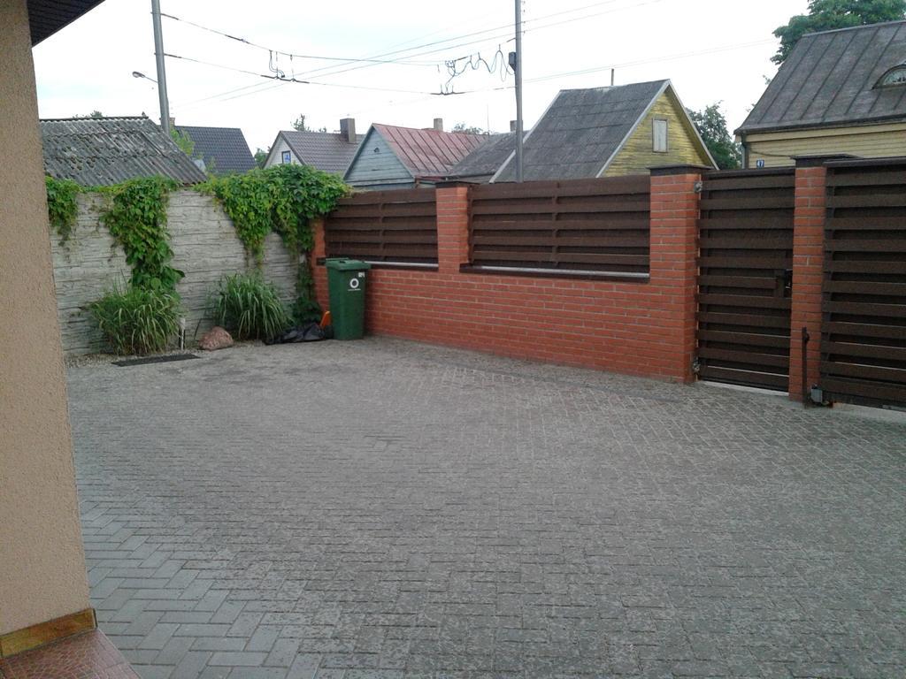 Apartments Near Old Town With Private Parking Kaunas Exterior photo